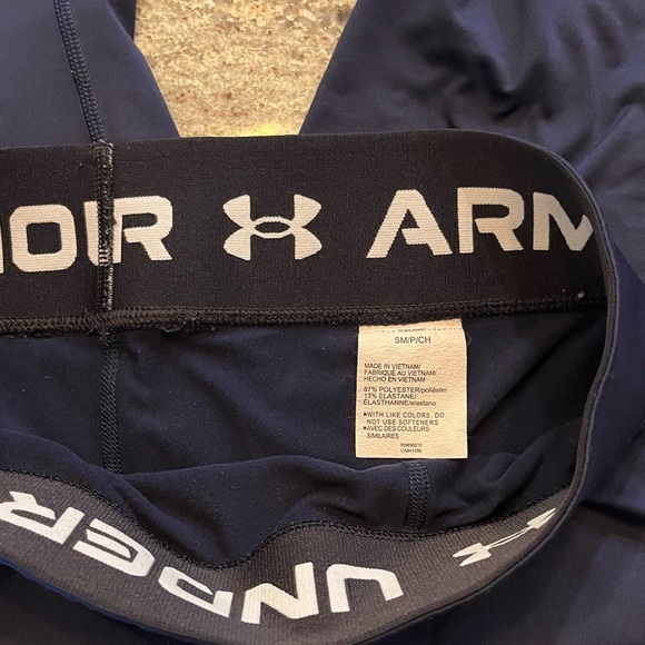 Under Armor Cold Gear Women’s Small Leggings - Picture 3 of 4